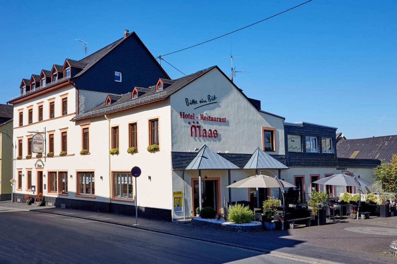 Hotel-Restaurant Maas Lutzerath ภายนอก รูปภาพ