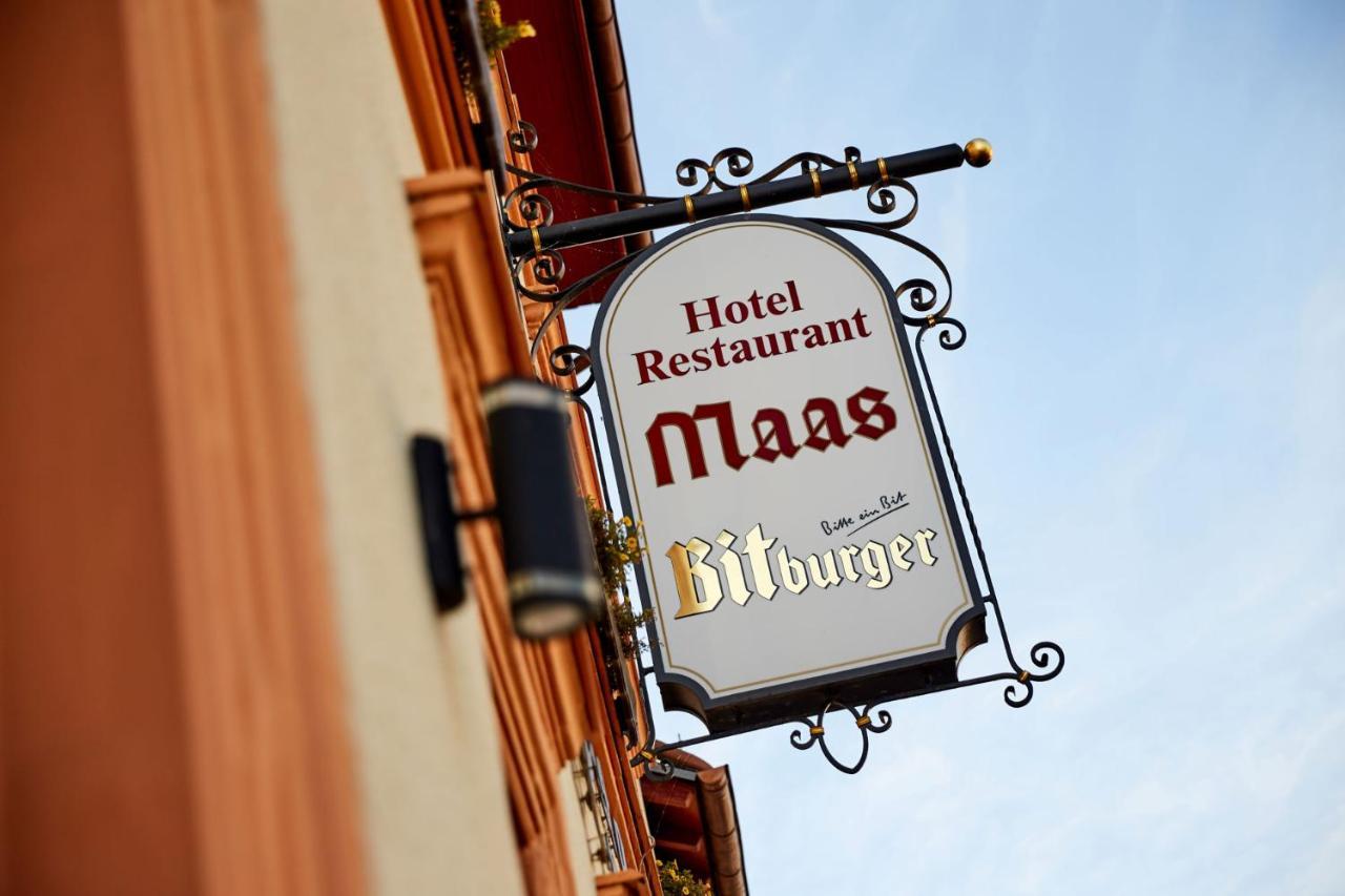 Hotel-Restaurant Maas Lutzerath ภายนอก รูปภาพ