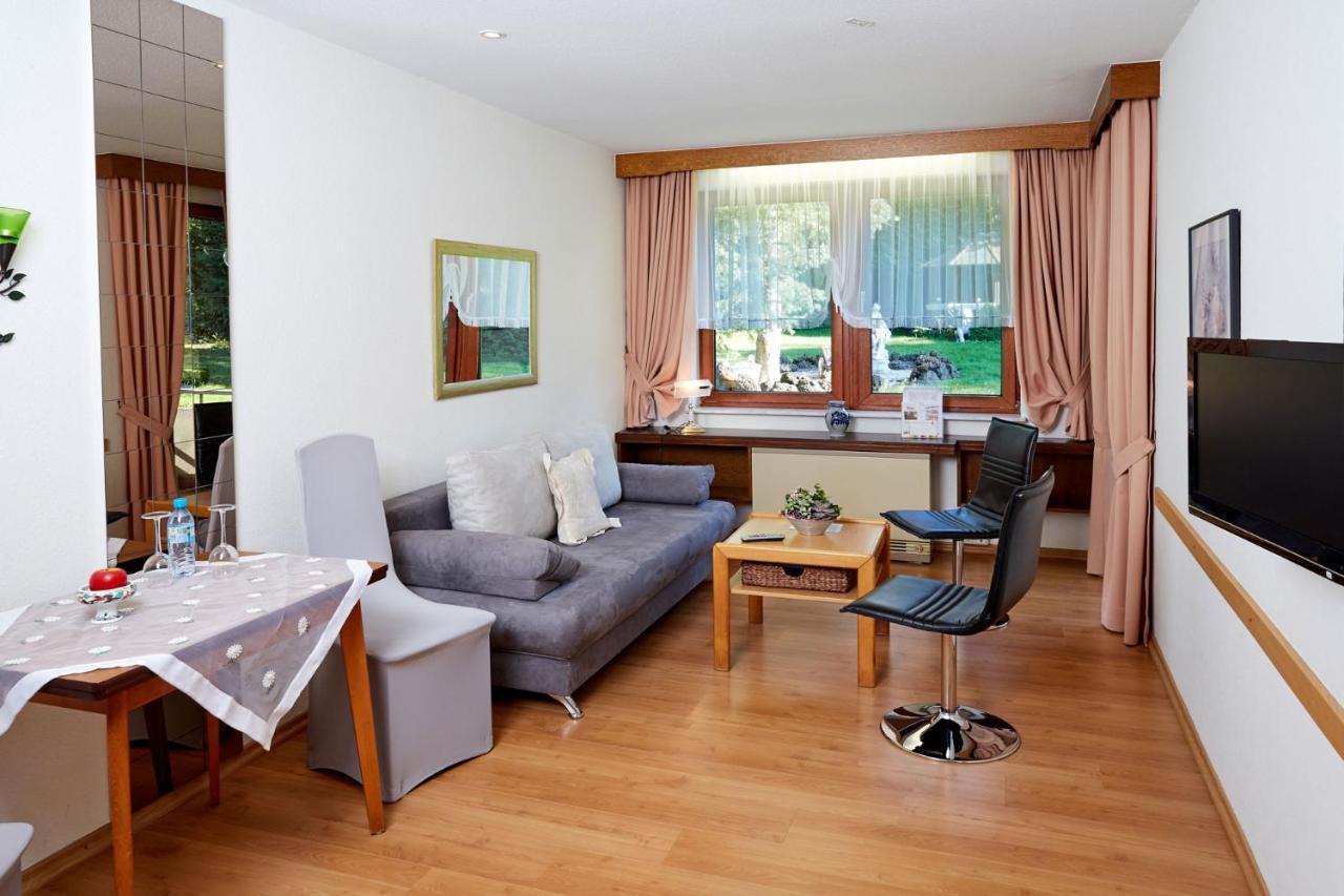 Hotel-Restaurant Maas Lutzerath ภายนอก รูปภาพ