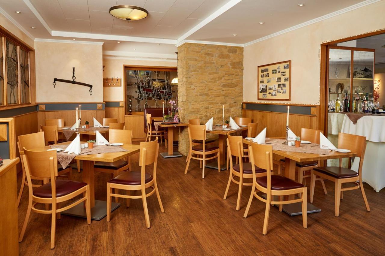 Hotel-Restaurant Maas Lutzerath ภายนอก รูปภาพ