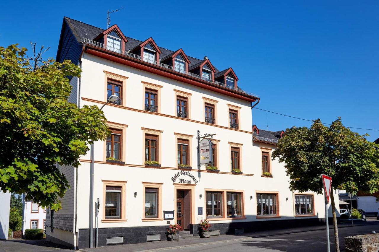 Hotel-Restaurant Maas Lutzerath ภายนอก รูปภาพ